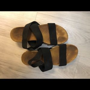 Steve Madden black platforms